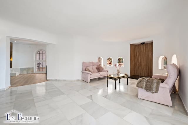 3 soverom Villa til salgs i Altea med svømmebasseng garasje - € 1 600 000 (Ref: 9219212)