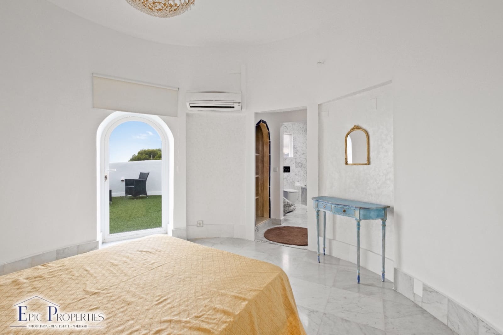 3 soverom Villa til salgs i Altea med svømmebasseng garasje - € 1 600 000 (Ref: 9219212)