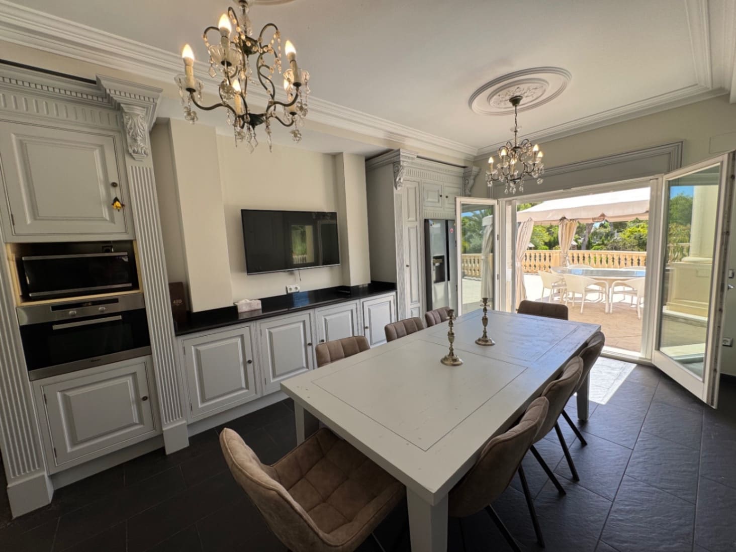 Chalet de 8 habitaciones en Altea en venta con piscina garaje - 2.700.000 € (Ref: 9219213)