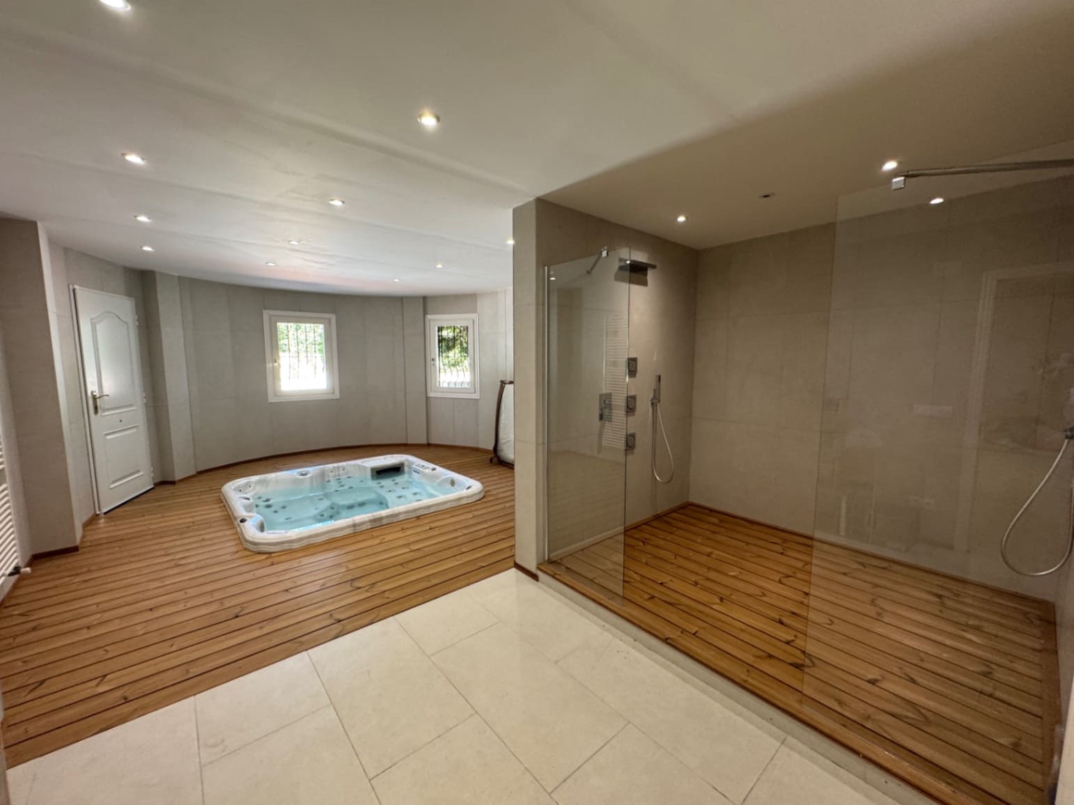 Chalet de 8 habitaciones en Altea en venta con piscina garaje - 2.700.000 € (Ref: 9219213)