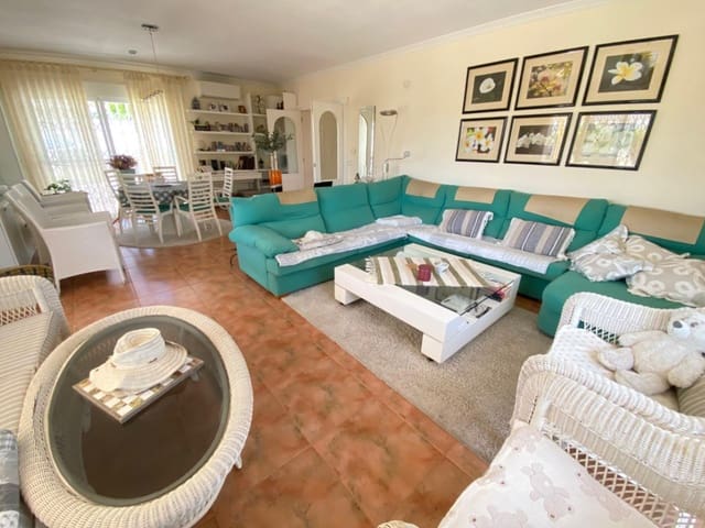 4 sovrum Villa till salu i Alfaz del Pi / L'Alfàs del Pi med pool garage - 775 000 € (Ref: 9234841)