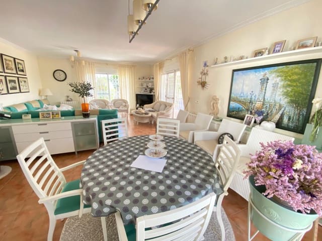 4 sovrum Villa till salu i Alfaz del Pi / L'Alfàs del Pi med pool garage - 775 000 € (Ref: 9234841)