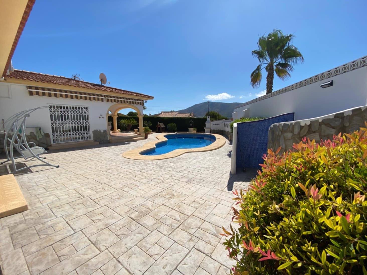 4 sovrum Villa till salu i Alfaz del Pi / L'Alfas del Pi med pool garage - 775 000 € (Ref: 9234841)