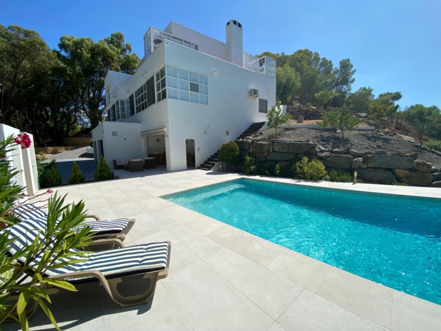 4 Zimmer Villa zu verkaufen in Altea mit Pool Garage - 1.295.000 € (Ref: 9249085)