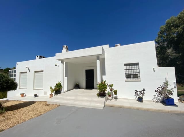 4 Zimmer Villa zu verkaufen in Altea mit Pool Garage - 1.295.000 € (Ref: 9249085)
