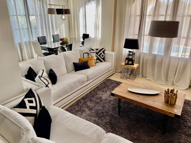 3 Zimmer Villa zu verkaufen in Finestrat mit Pool Garage - 700.000 € (Ref: 9278319)