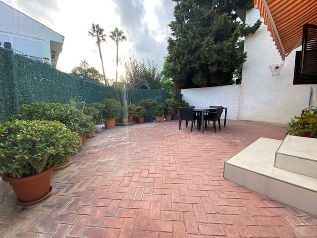 Bungalow de 2 habitaciones en Alfaz del Pi / L'Alfàs del Pi en venta - 275.000 € (Ref: 9319643)