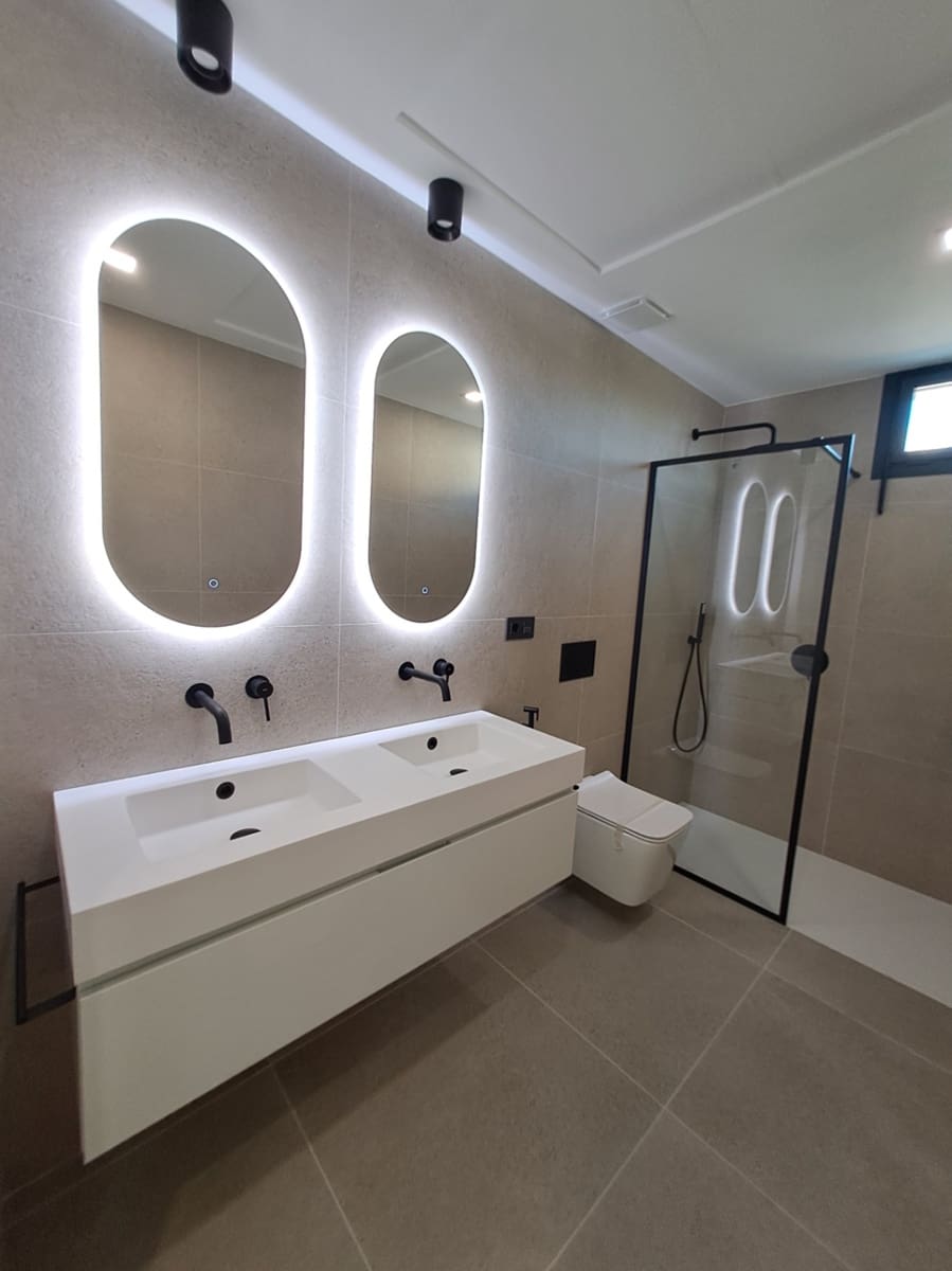 3 soveværelse Villa til salg i Polop med swimmingpool garage - € 525.000 (Ref: 9332720)