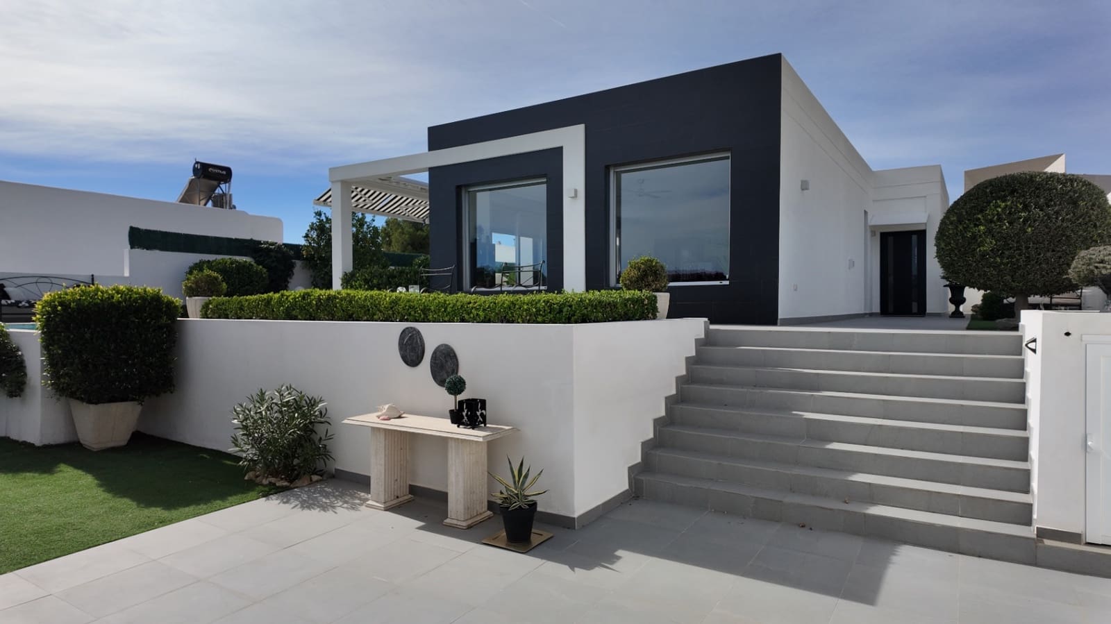 2 slaapkamer Villa te koop in Polop met zwembad garage - € 530.000 (Ref: 9343907)