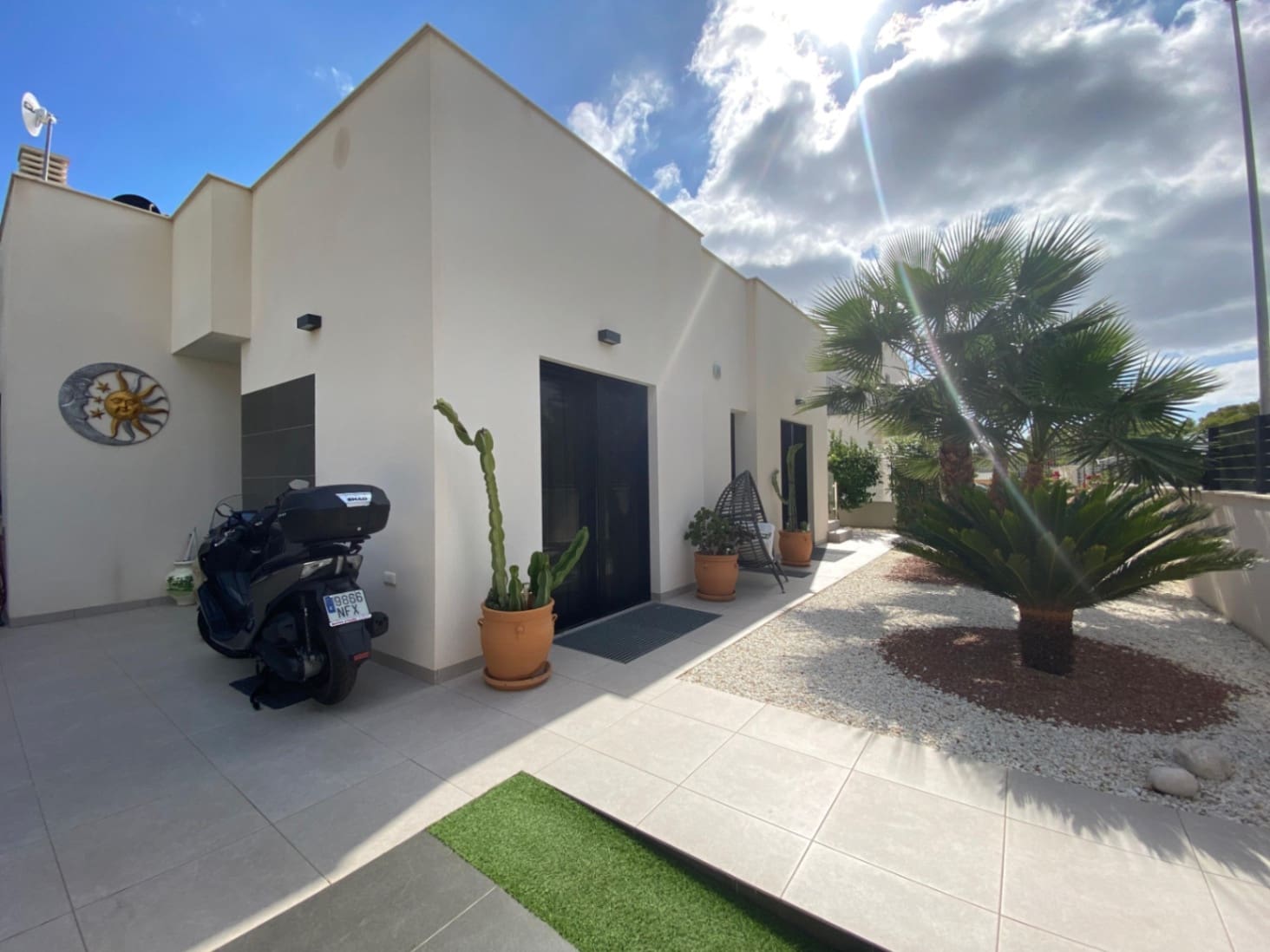 5 bedroom Villa for sale in Polop with pool garage - € 649,000 (Ref: 9348643)