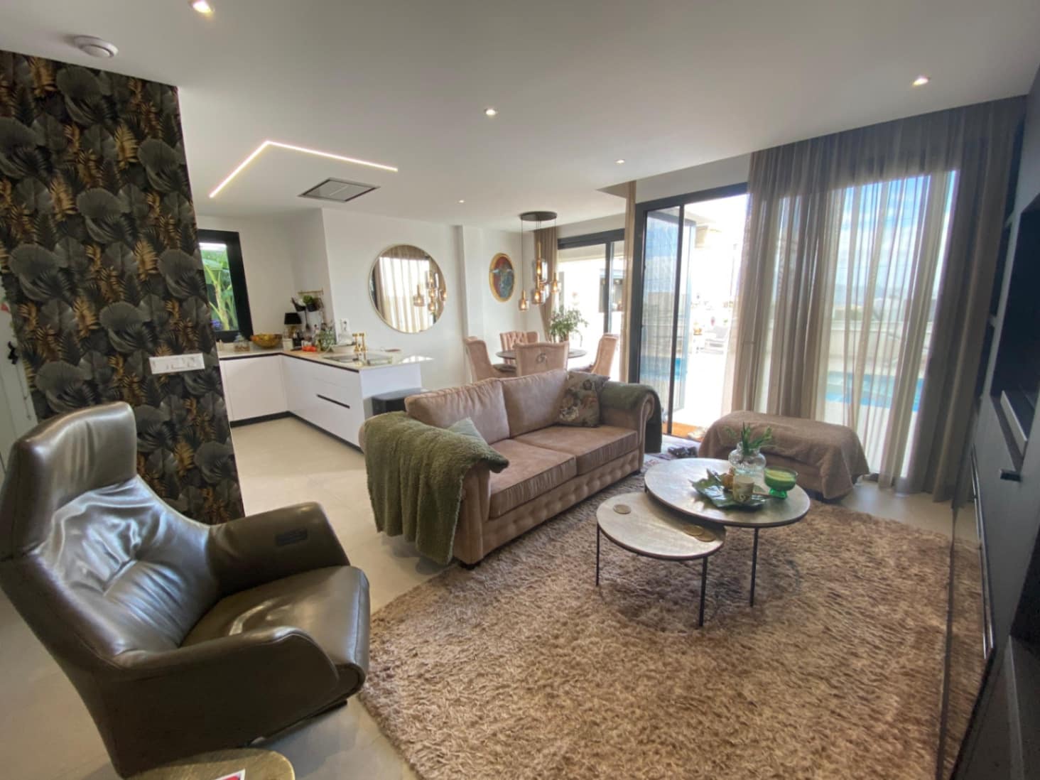 5 bedroom Villa for sale in Polop with pool garage - € 649,000 (Ref: 9348643)