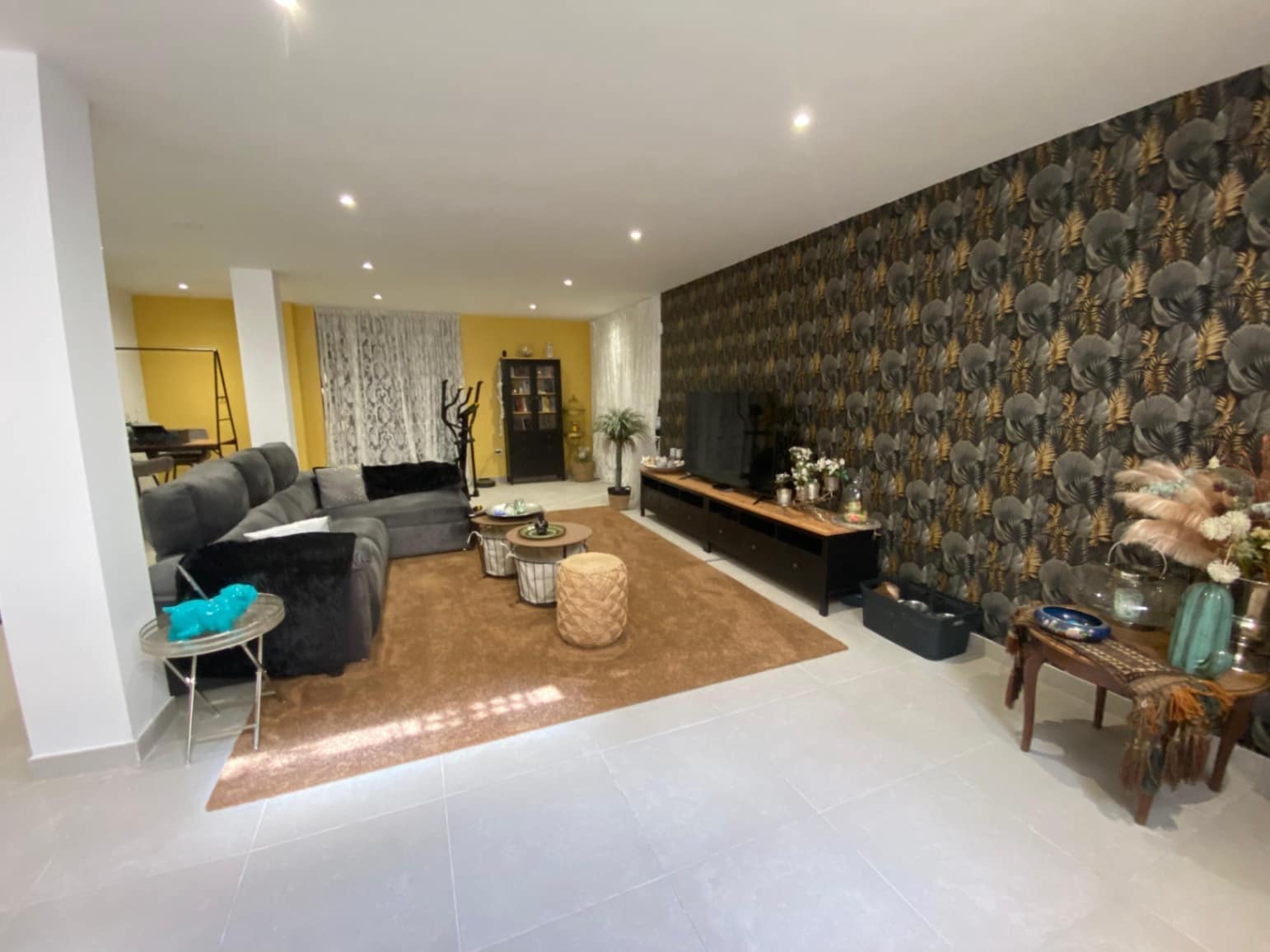 5 bedroom Villa for sale in Polop with pool garage - € 649,000 (Ref: 9348643)