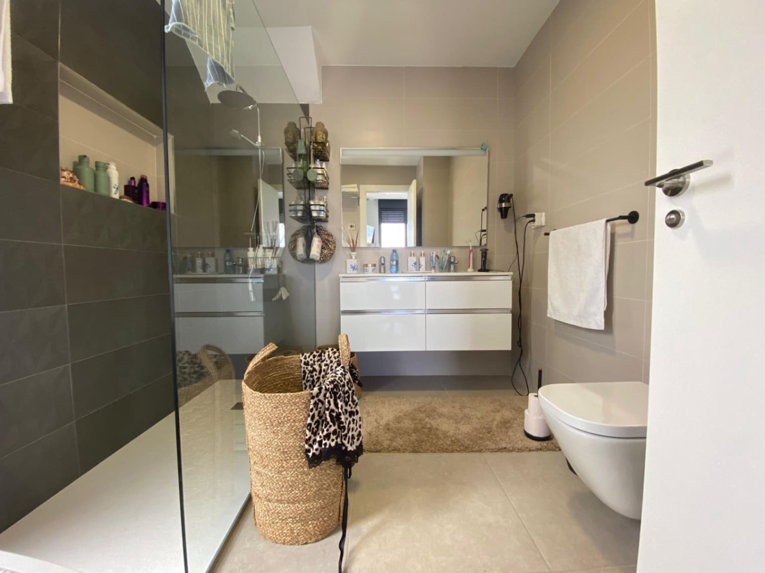 5 bedroom Villa for sale in Polop with pool garage - € 649,000 (Ref: 9348643)