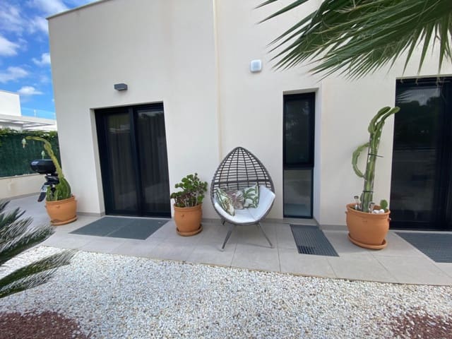 5 bedroom Villa for sale in Polop with pool garage - € 649,000 (Ref: 9348643)