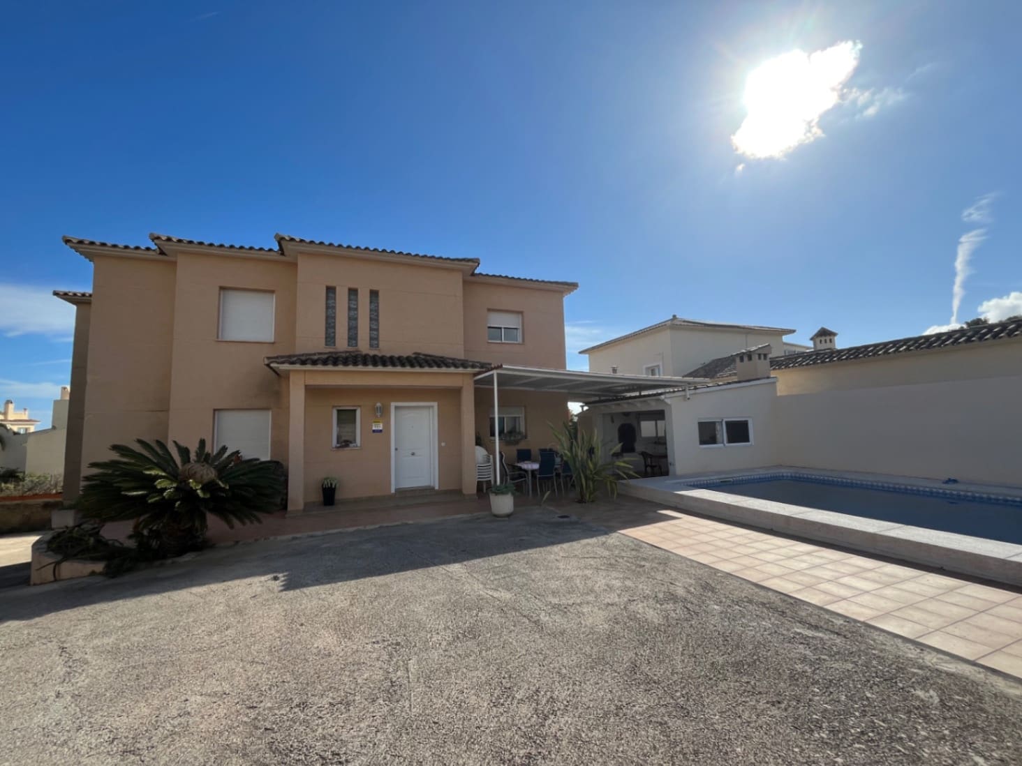 3 bedroom Villa for rent in La Nucia with pool garage - € 1,550 (Ref: 9371131)