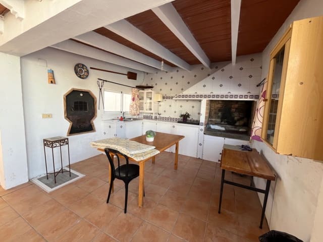 3 bedroom Villa for rent in La Nucia with pool garage - € 1,550 (Ref: 9371131)