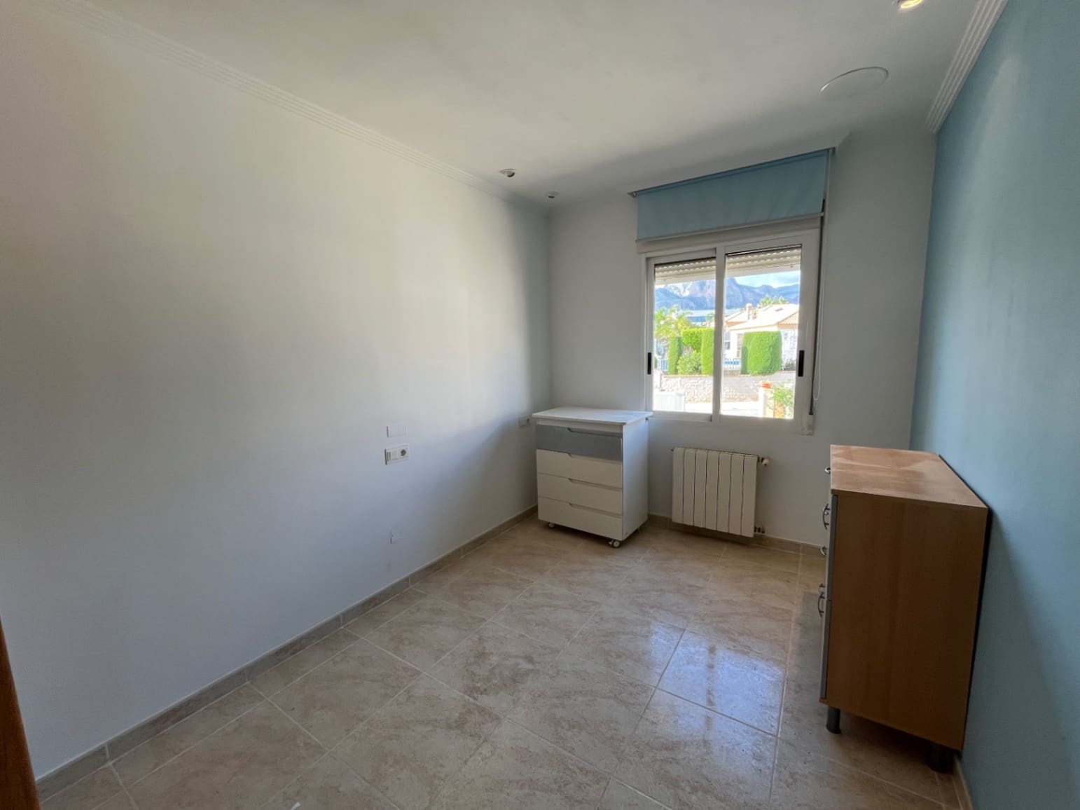 3 bedroom Villa for rent in La Nucia with pool garage - € 1,550 (Ref: 9371131)