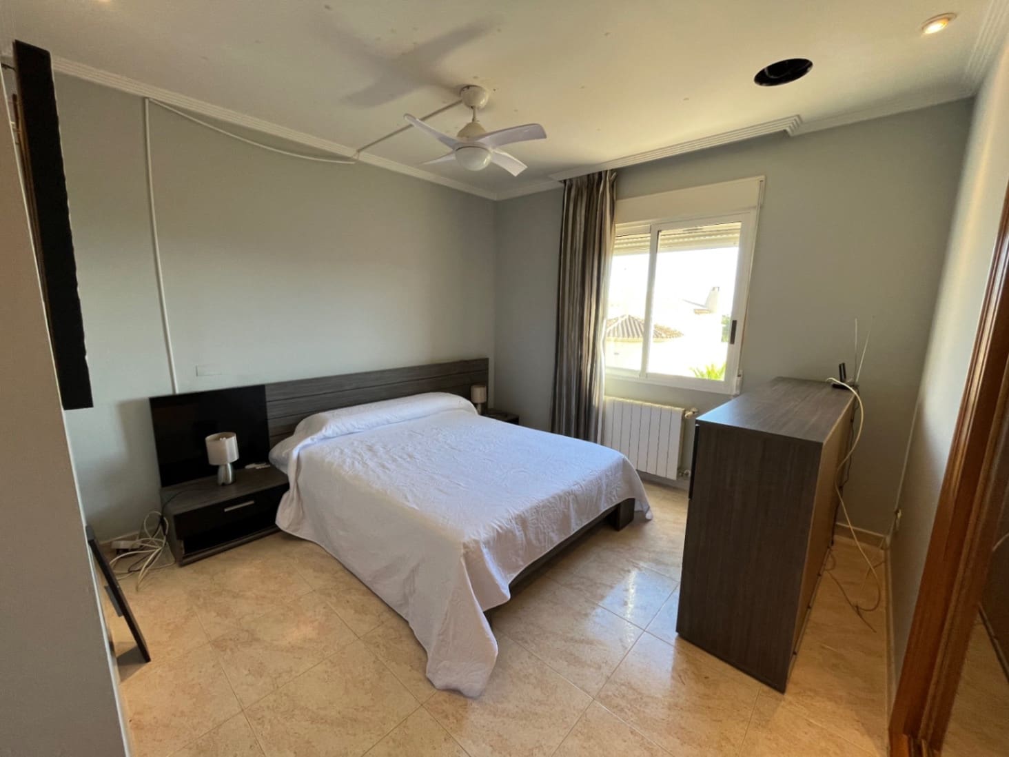 3 bedroom Villa for rent in La Nucia with pool garage - € 1,550 (Ref: 9371131)