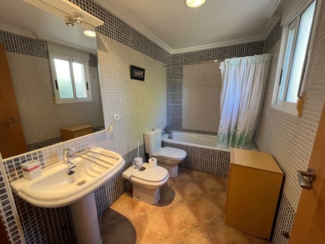 3 bedroom Villa for rent in La Nucia with pool garage - € 1,550 (Ref: 9371132)