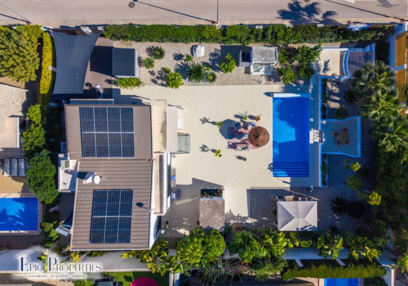 3 soverom Villa til salgs i Polop med svømmebasseng garasje - € 659 000 (Ref: 9389987)