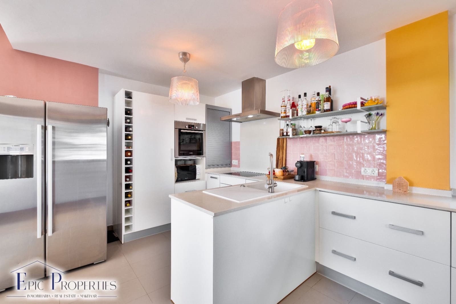 3 soverom Villa til salgs i Polop med svømmebasseng garasje - € 659 000 (Ref: 9389987)