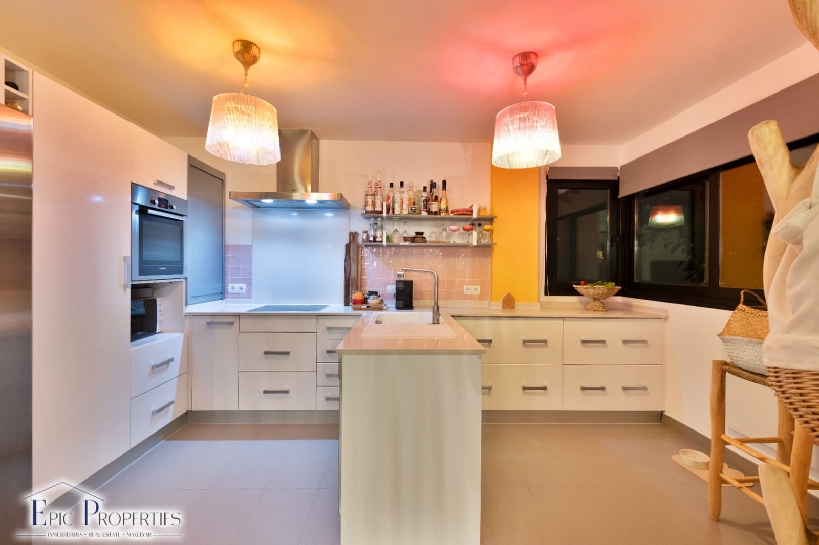 3 soverom Villa til salgs i Polop med svømmebasseng garasje - € 659 000 (Ref: 9389987)