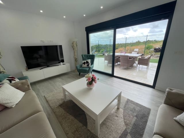 3 sypialnia Willa do wynajęcia w Alfaz del Pi / L'Alfàs del Pi z basenem garażem - 2 700 € (Ref: 9438785)