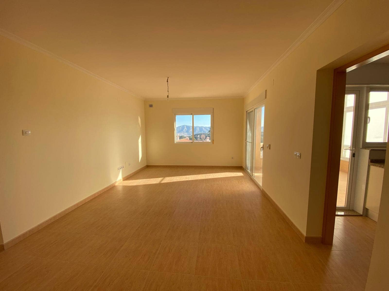 Chalet de 4 habitaciones en Alfaz del Pi / L'Alfàs del Pi en venta con piscina garaje - 745.000 € (Ref: 9446705)