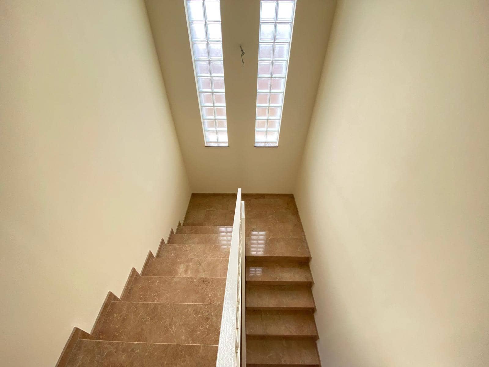 Chalet de 4 habitaciones en Alfaz del Pi / L'Alfàs del Pi en venta con piscina garaje - 745.000 € (Ref: 9446705)