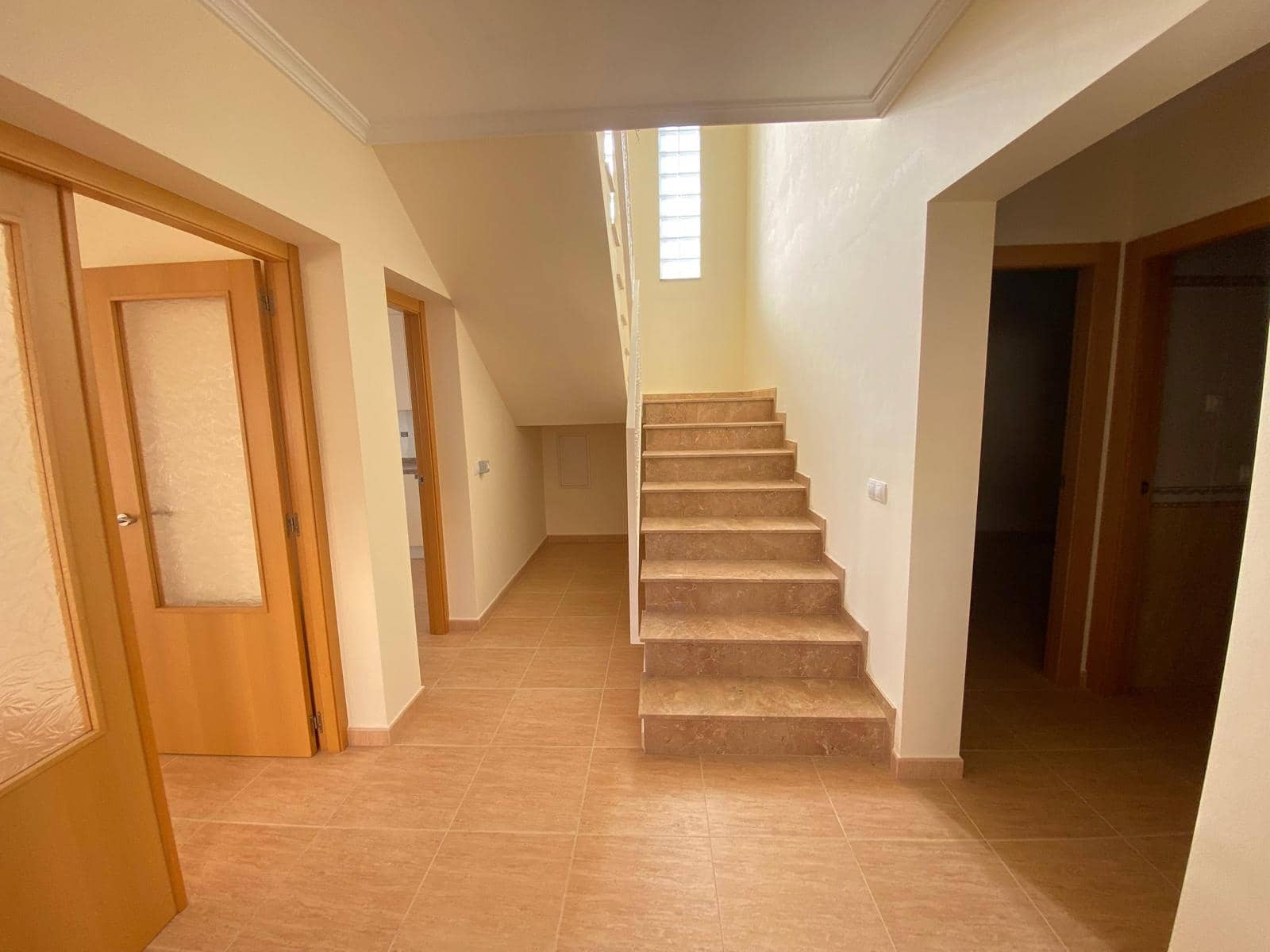 Chalet de 4 habitaciones en Alfaz del Pi / L'Alfàs del Pi en venta con piscina garaje - 745.000 € (Ref: 9446705)