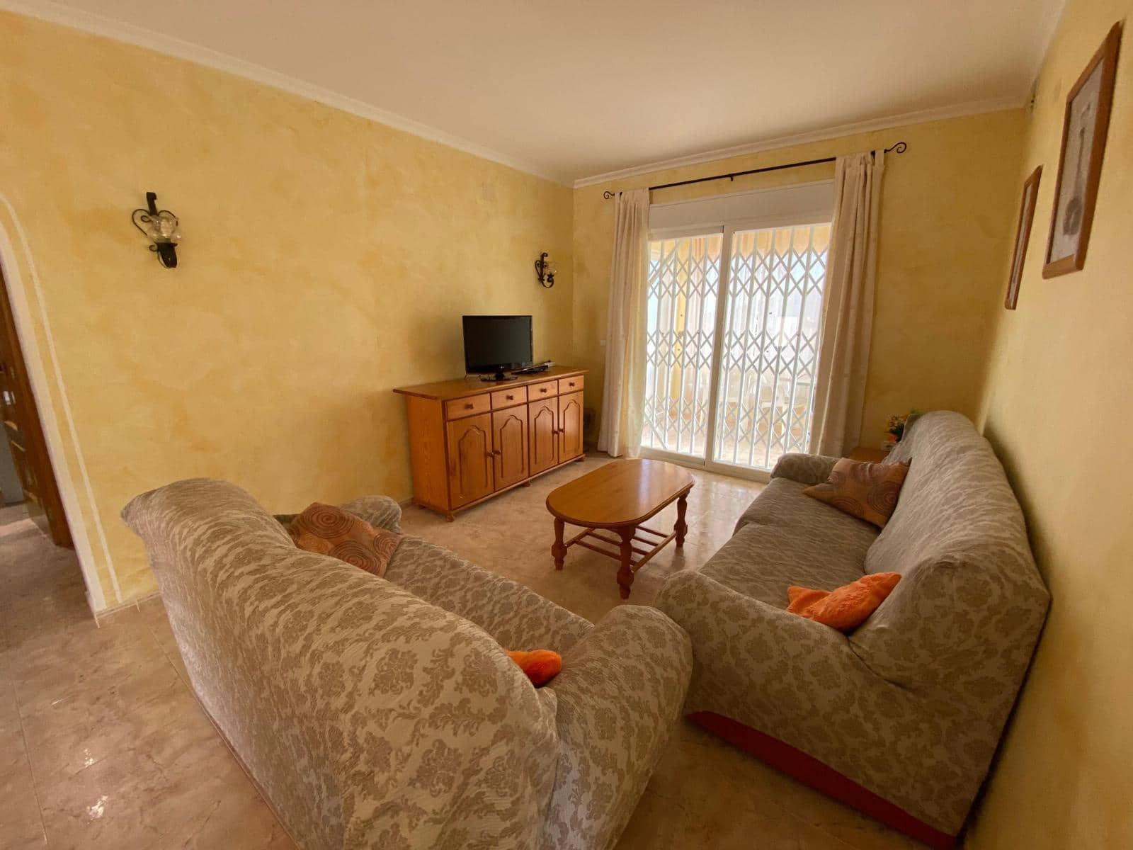 2 soveværelse Villa til leje i Alfaz del Pi / L'Alfas del Pi med swimmingpool garage - € 1.300 (Ref: 9447353)