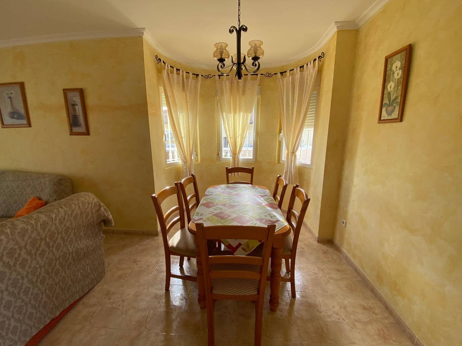 2 soveværelse Villa til leje i Alfaz del Pi / L'Alfas del Pi med swimmingpool garage - € 1.300 (Ref: 9447353)