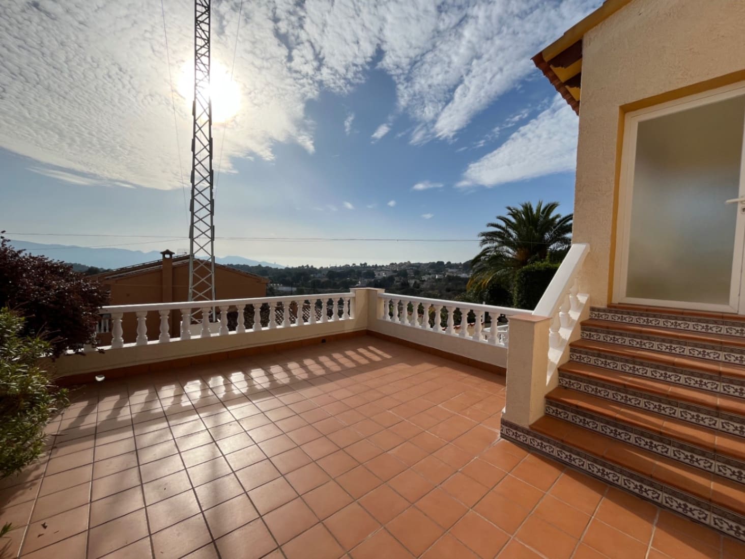 2 soveværelse Villa til leje i Alfaz del Pi / L'Alfas del Pi med swimmingpool garage - € 1.300 (Ref: 9447353)