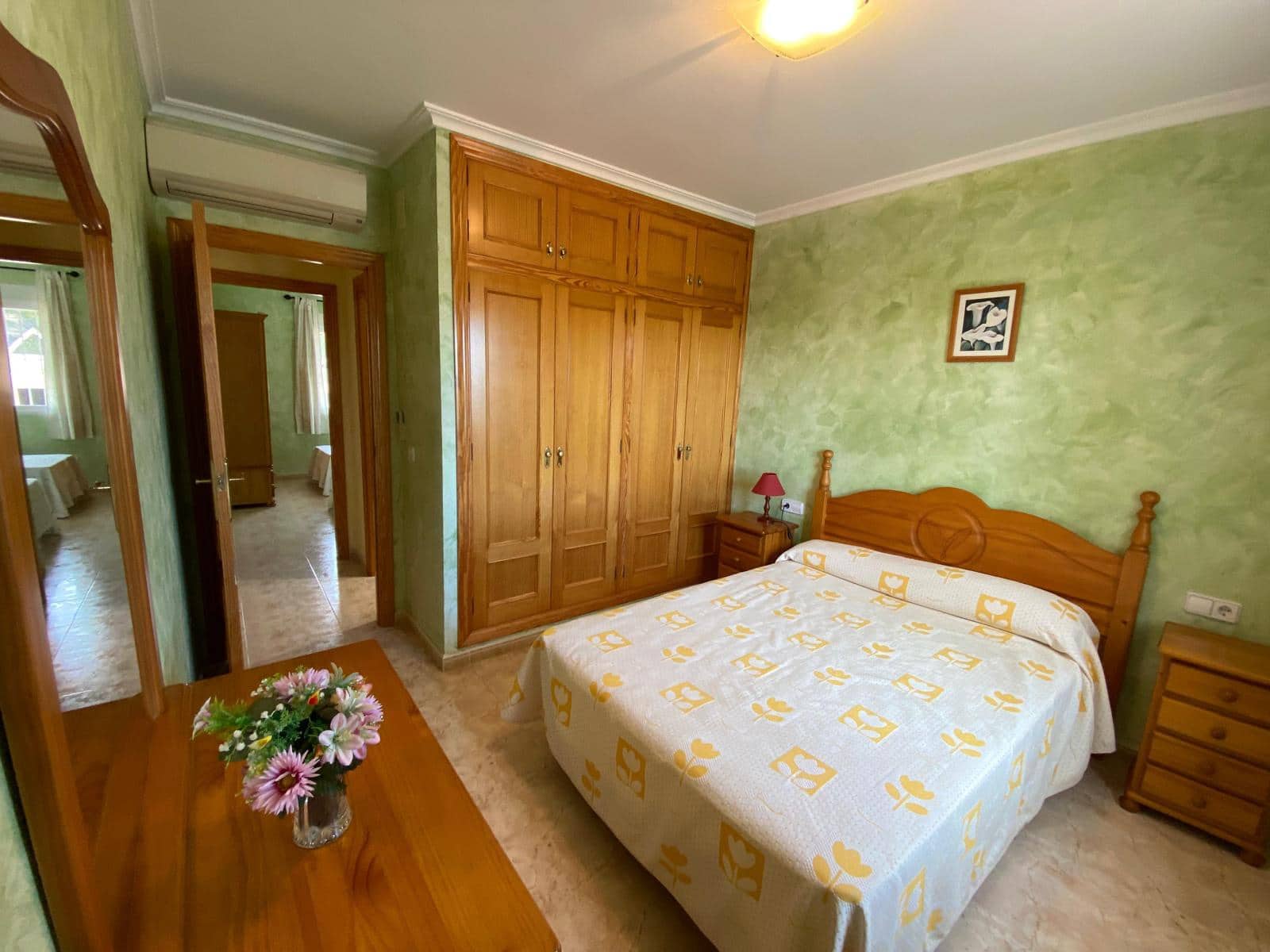 2 soveværelse Villa til leje i Alfaz del Pi / L'Alfas del Pi med swimmingpool garage - € 1.300 (Ref: 9447353)