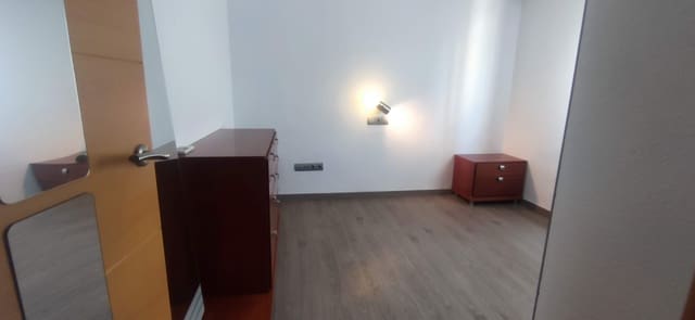 Chalet de 3 habitaciones en La Nucia en alquiler con piscina garaje - 1.750 € (Ref: 9454770)