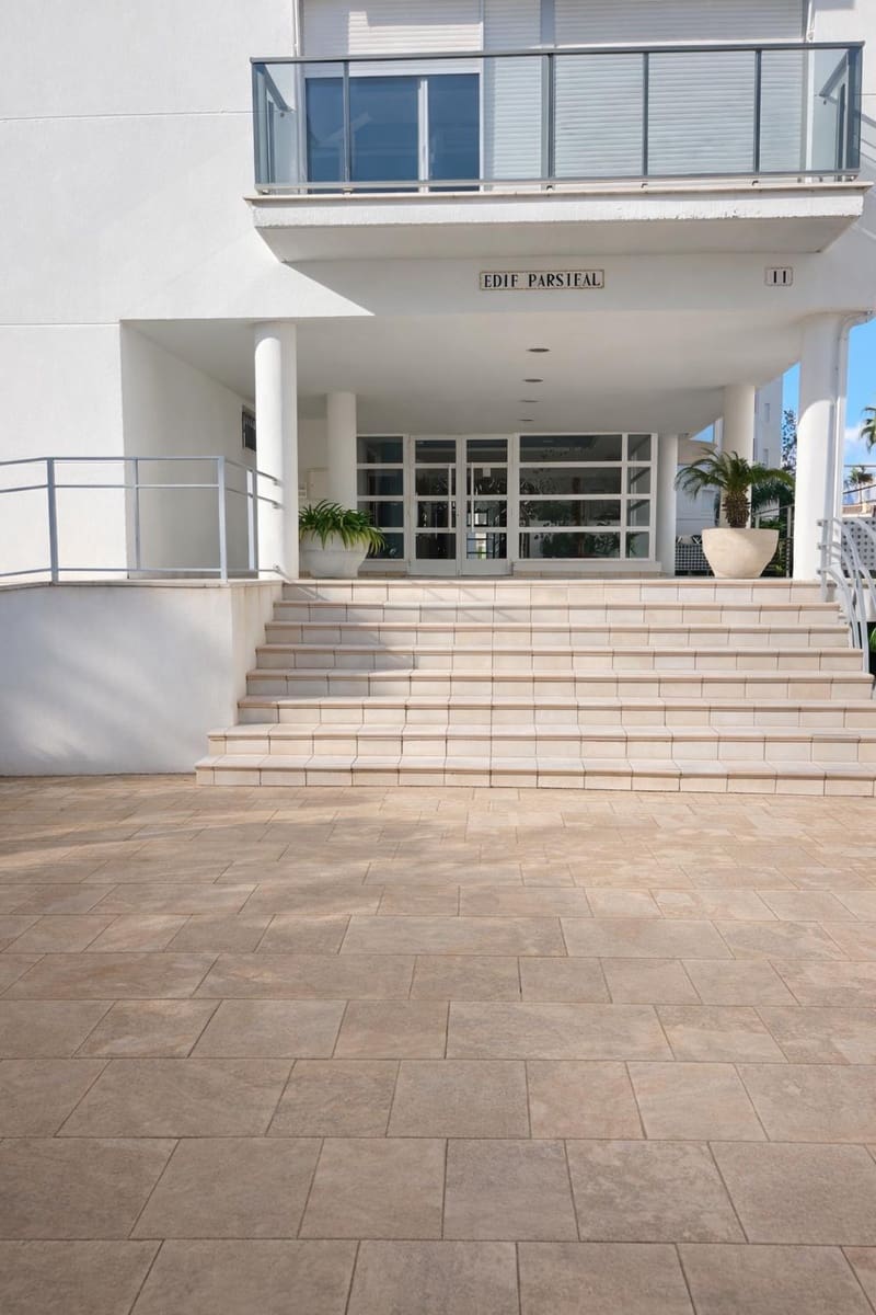 2 slaapkamer Appartement te koop in Alfaz del Pi / L'Alfas del Pi met zwembad garage - € 370.000 (Ref: 9469795)