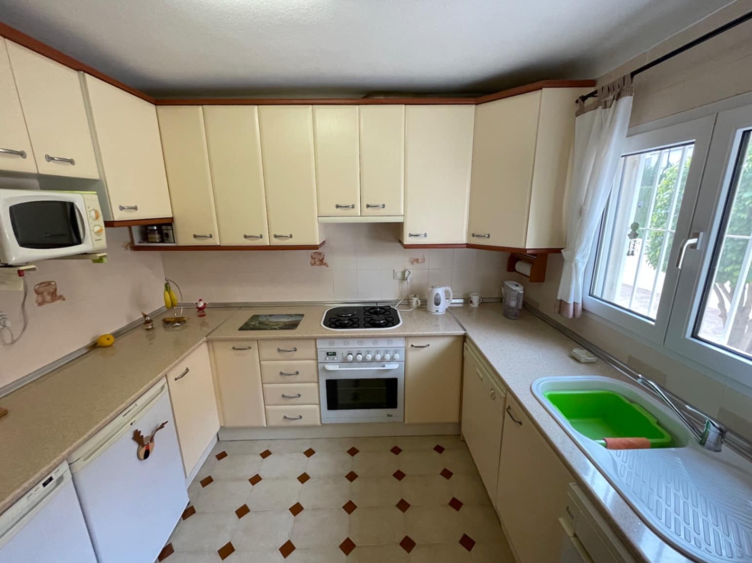 5 slaapkamer Huis te koop in La Nucia met garage - € 429.000 (Ref: 9492723)