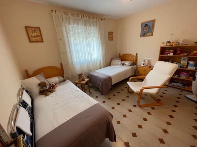 5 slaapkamer Huis te koop in La Nucia met garage - € 429.000 (Ref: 9492723)