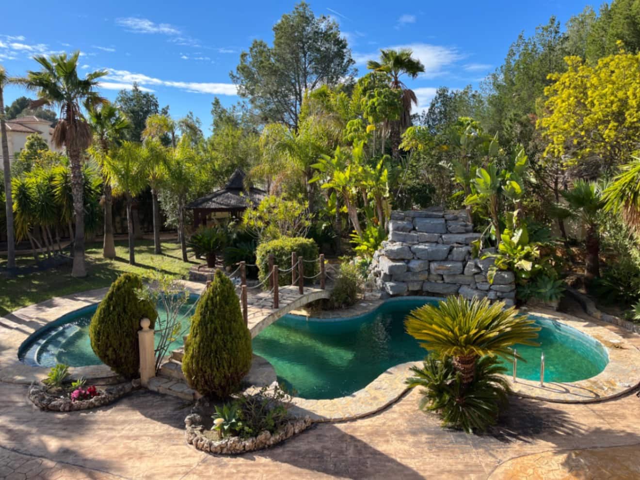 5 soverom Villa til leie i La Nucia med svømmebasseng garasje - € 5 000 (Ref: 9545917)