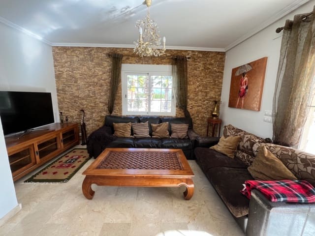 5 soverom Villa til leie i La Nucia med svømmebasseng garasje - € 5 000 (Ref: 9545917)