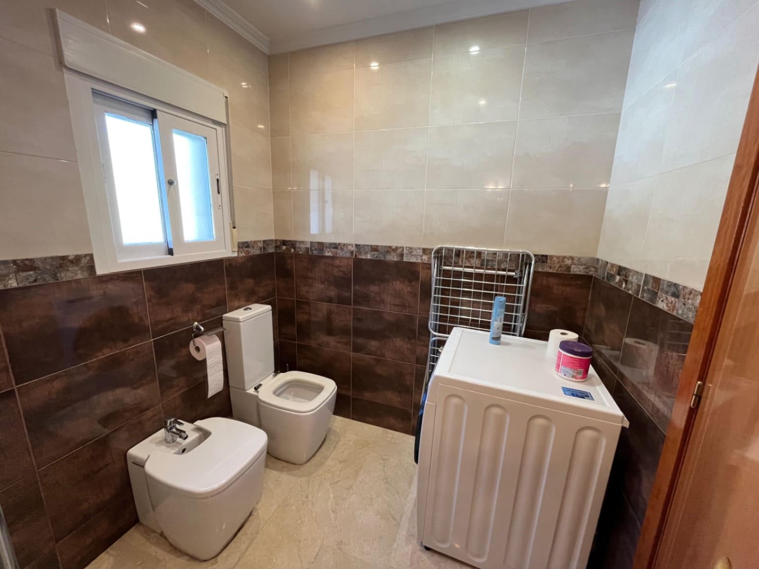 5 soverom Villa til leie i La Nucia med svømmebasseng garasje - € 5 000 (Ref: 9545917)