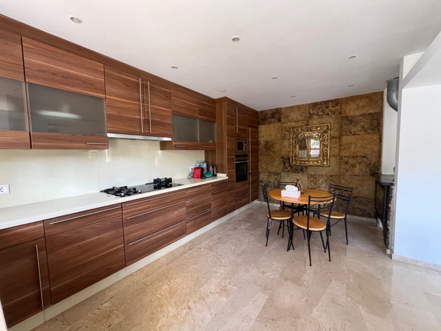 5 soverom Villa til leie i La Nucia med svømmebasseng garasje - € 5 000 (Ref: 9545917)