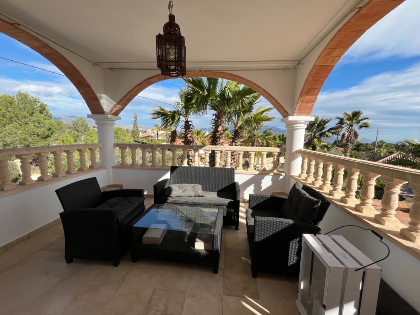 5 soverom Villa til leie i La Nucia med svømmebasseng garasje - € 5 000 (Ref: 9545917)