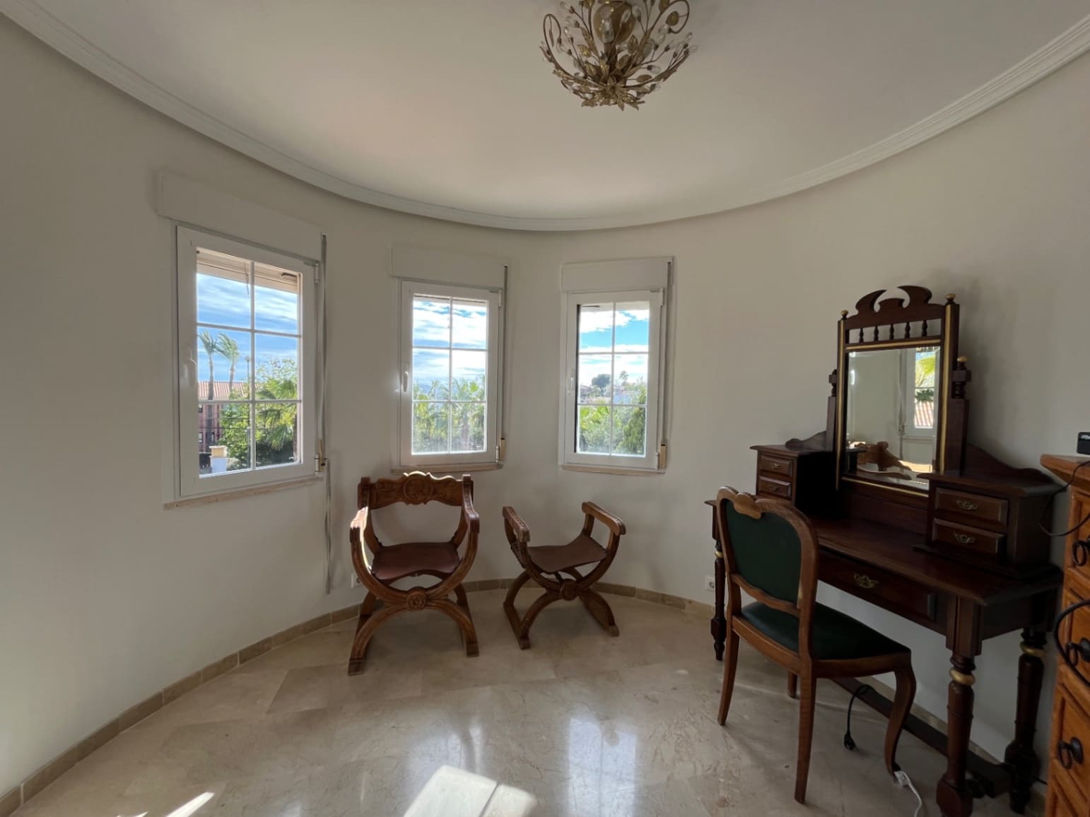 5 soverom Villa til leie i La Nucia med svømmebasseng garasje - € 5 000 (Ref: 9545917)