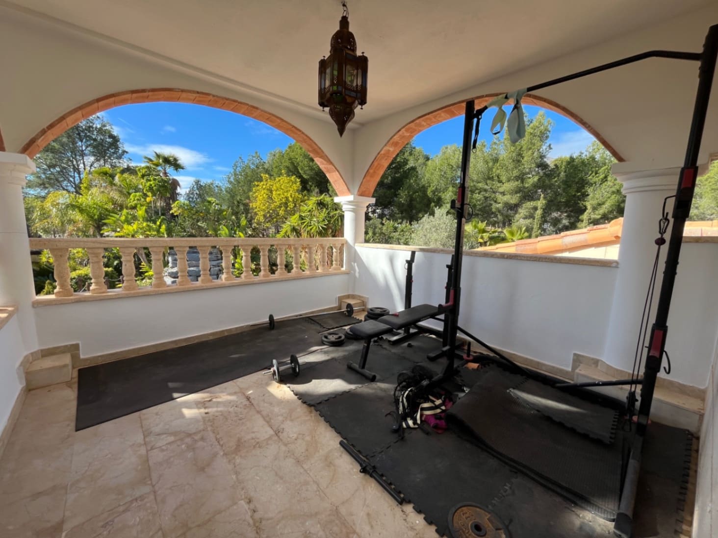 5 soverom Villa til leie i La Nucia med svømmebasseng garasje - € 5 000 (Ref: 9545917)