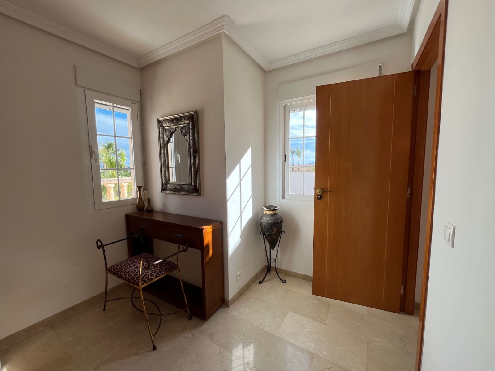 5 soverom Villa til leie i La Nucia med svømmebasseng garasje - € 5 000 (Ref: 9545917)