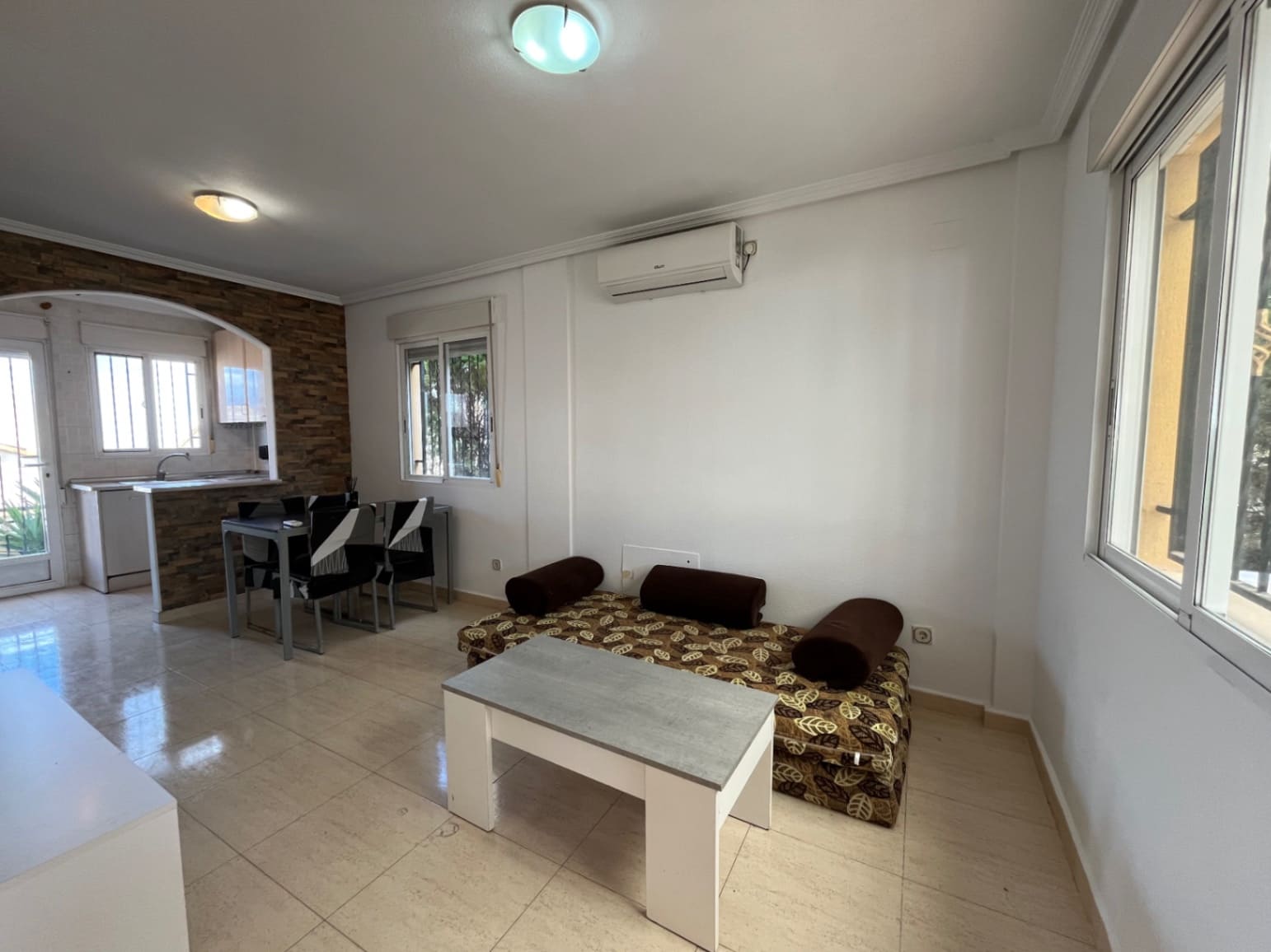 3 camera da letto Villa da affittare in Polop - 1.500 € (Rif: 9548646)