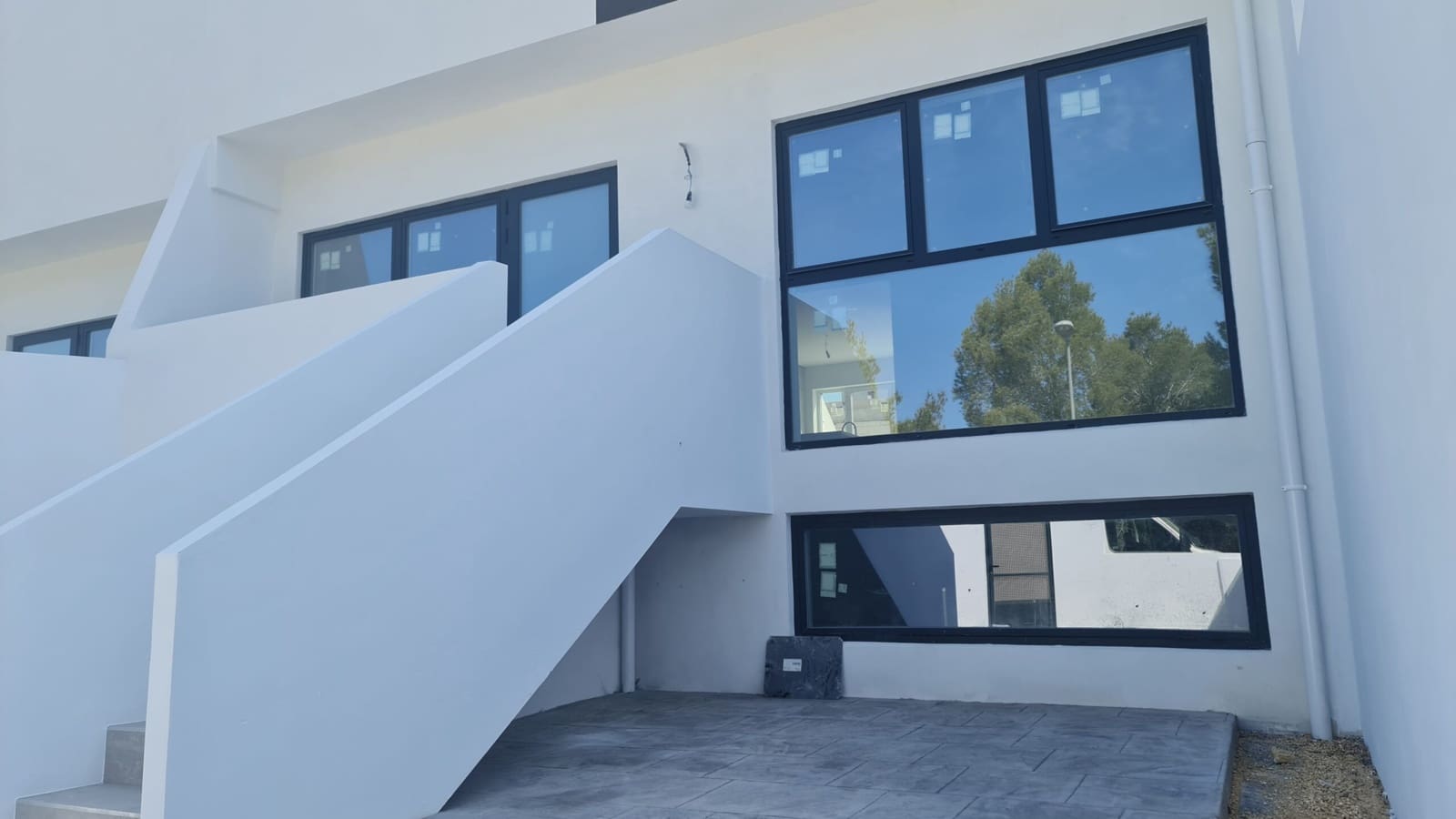 4 makuuhuone Paritalo myytävänä paikassa La Nucia mukana uima-altaan 
autotalli - 595 000 € (Ref: 9550023)