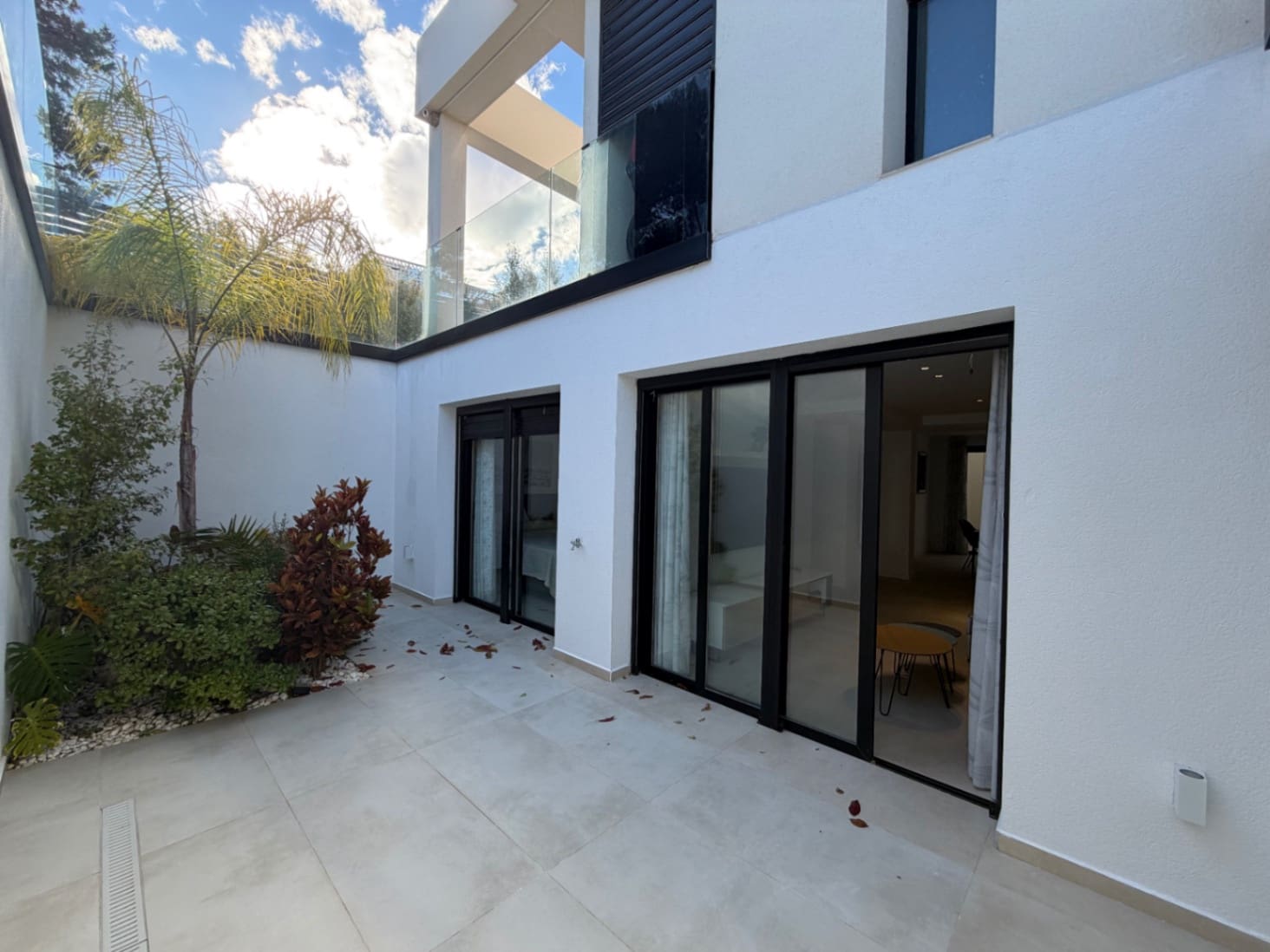 6 bedroom Villa for sale in El Campello with pool garage - € 1,349,000 (Ref: 9579977)