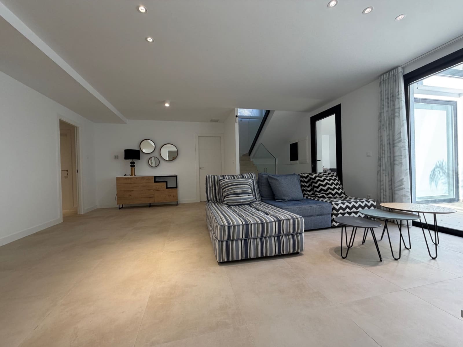 6 bedroom Villa for sale in El Campello with pool garage - € 1,349,000 (Ref: 9579977)